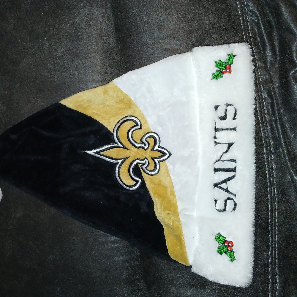 Black and Gold Santa Hat